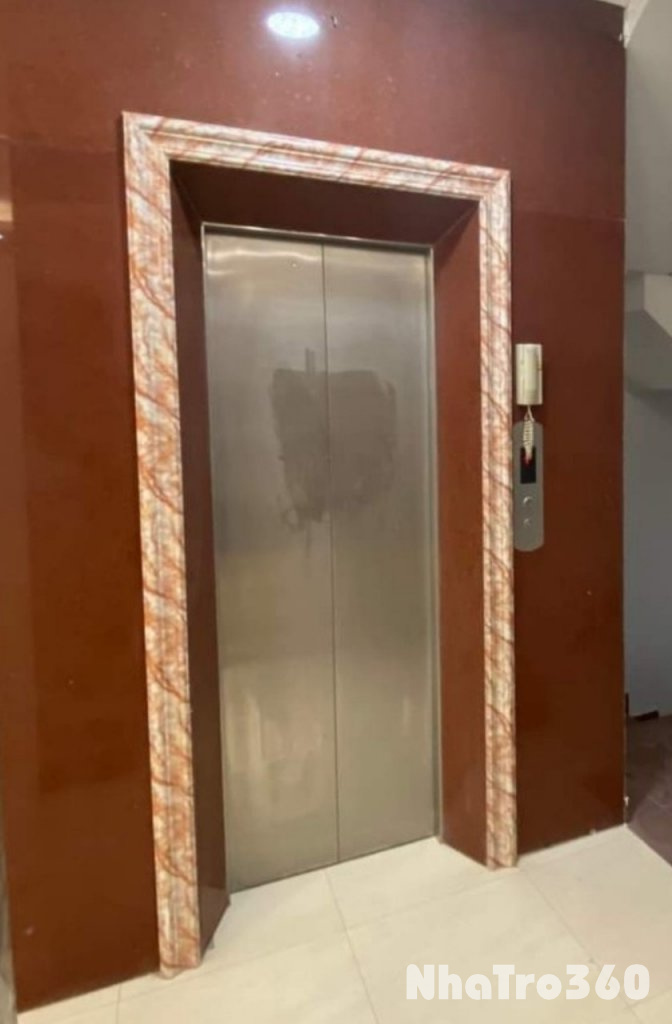 Nhà tôi cho thuê nhà hai cửa đi, mới, 97m2_ 4T; vỉa hè, Duy Tân-30 Tr