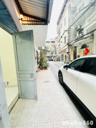 Cho thuê nhà ngõ 332 Hoàng Công Chất