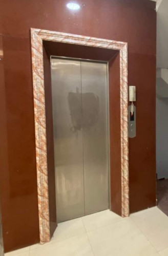 Nhà tôi cho thuê nhà hai cửa đi, mới, 97m2_ 4T; vỉa hè, Duy Tân-30 Tr