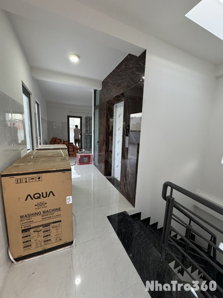 Duplex Siêu Rộng Thang Máy Ko Giới Hạn Người QTB