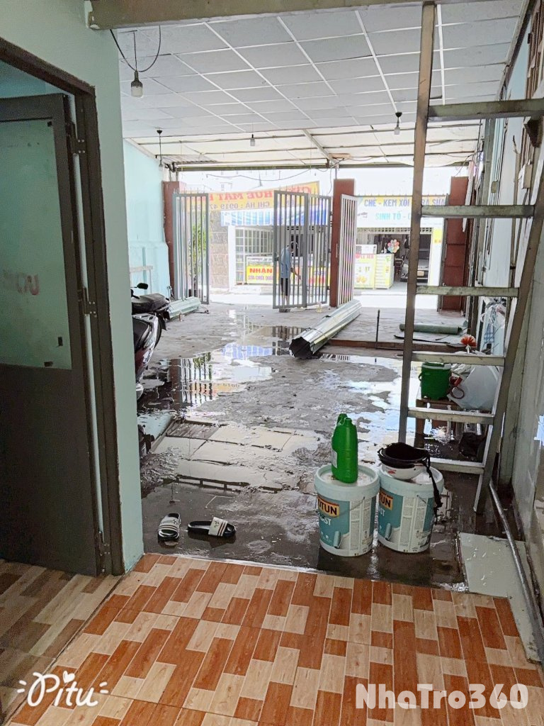 CHÍNH CHỦ CHO THUÊ MBKD TẠI THỦ ĐỨC Nằm ngay đối diện Vincom Plaza Lê Văn Việt, cách 300m đi vào