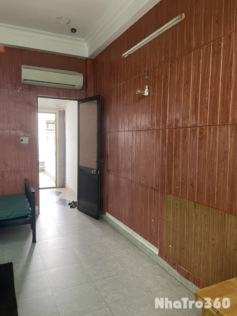 Cho thuê Duplex gần đại học Công Nghệ Lê Trọng Tấn