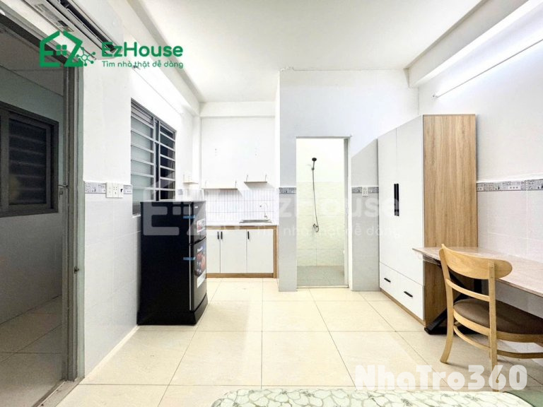 Full nội thất, cửa sổ