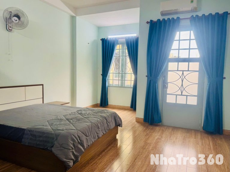 Chính chủ cần cho thuê 4 Phòng trọ trong nhà nguyên căn tại hẻm xe hơi đường Nguyễn Cửu Vân, Q. Bình Thạnh