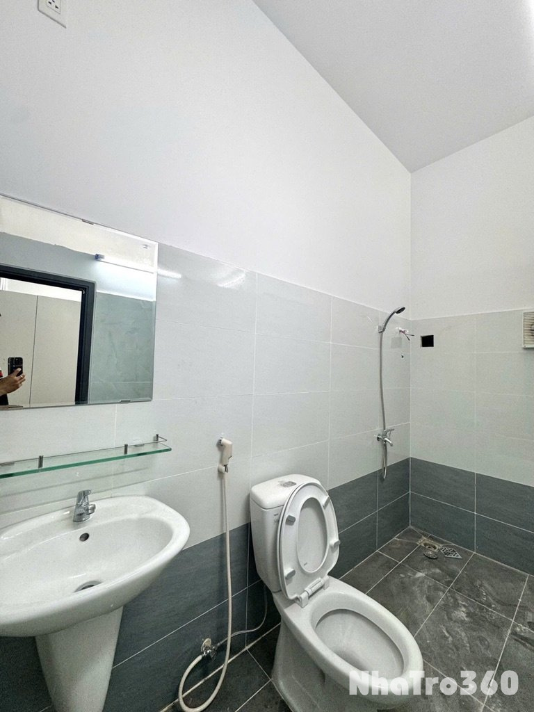 Cho thuê căn hộ ban công quận 8 gần chợ An Đông