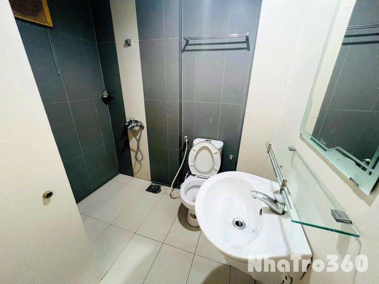 Cho thuê phòng Âu Dương Lân Q8, gần cầu chữ Y