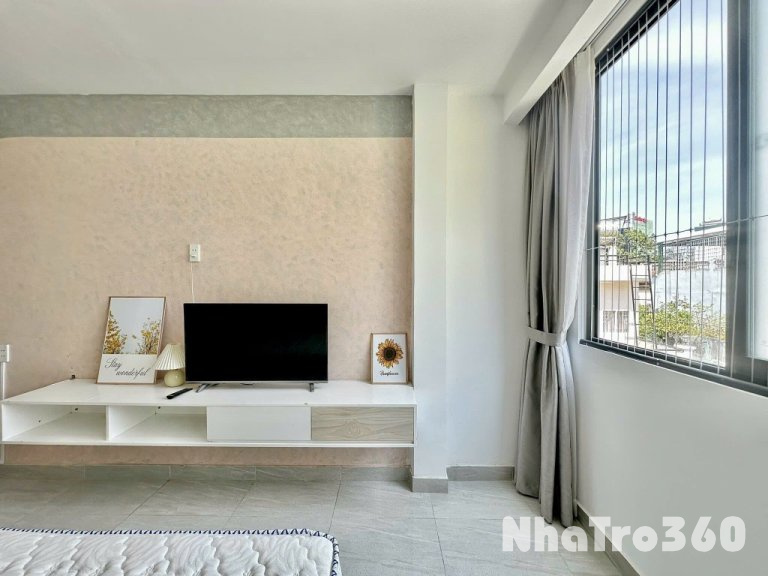 Cho thuê căn hộ quận 5 gần Q1 cửa sổ thoáng