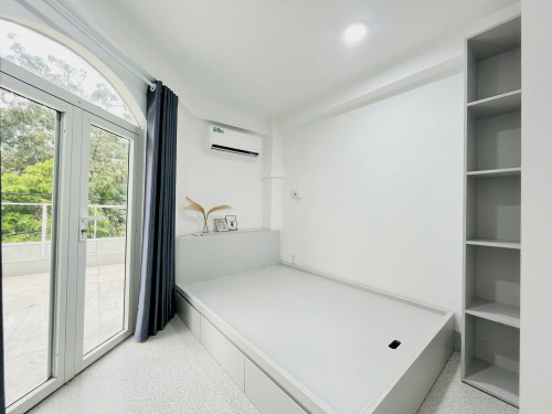 CĂN HỘ BAN CÔNG FULL NỘI THẤT QUẬN 8 GẦN CẦU CHÁNH HƯNG