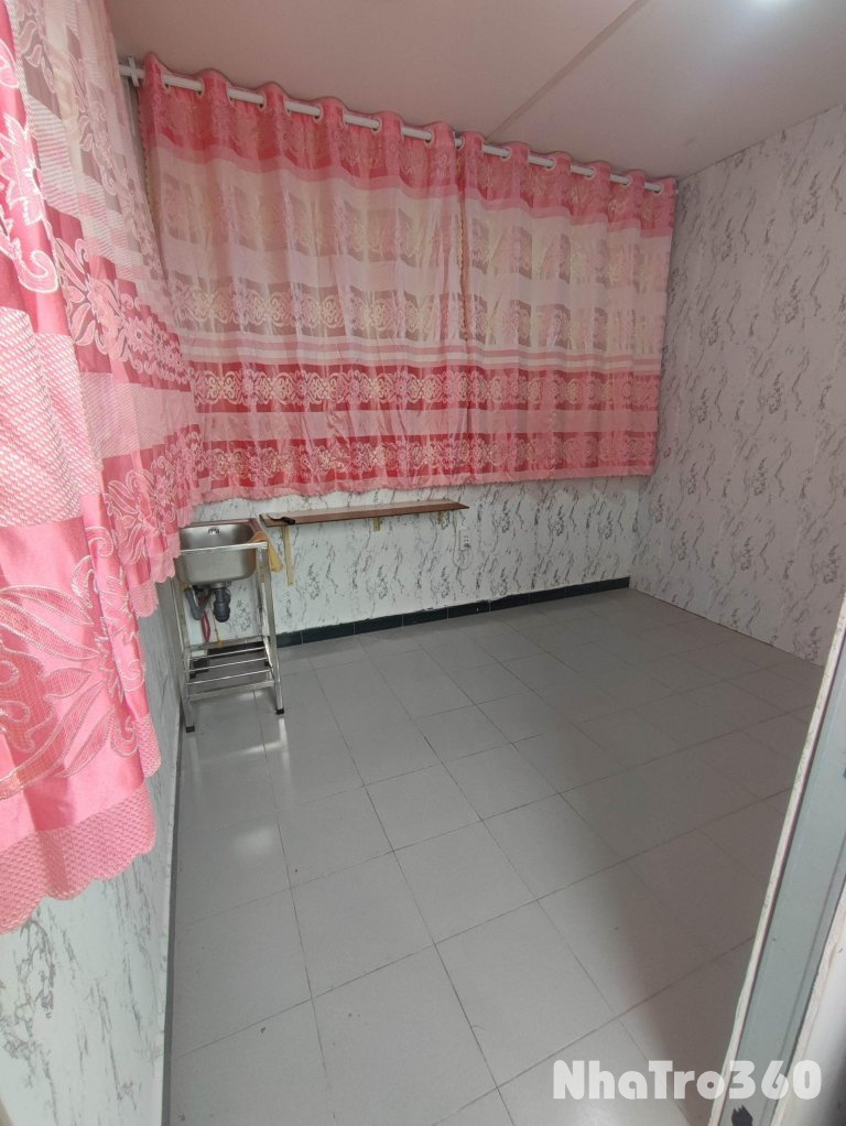 Cho thuê phòng MT Đinh Bộ Lĩnh, P.26, 9m2, NT cơ bản, 2.2tr