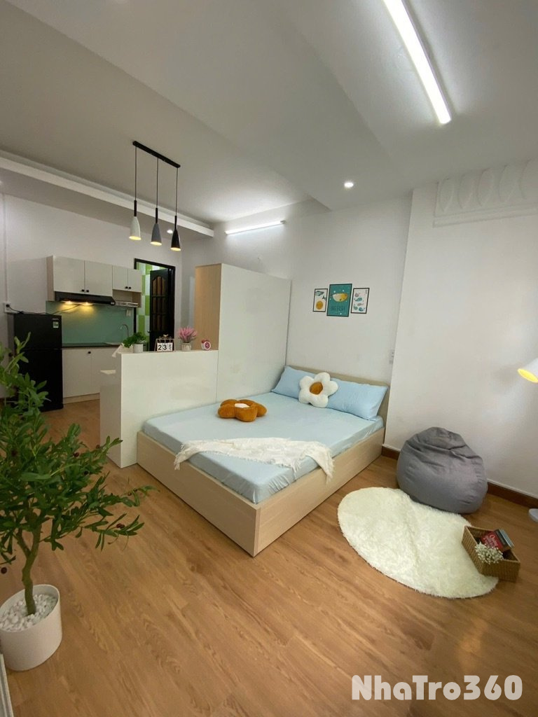 Studio ban công P12 gần sân bay Tân Sơn Nhất