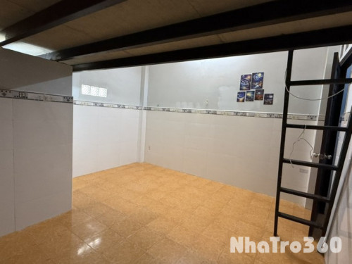 Phòng trọ sinh viên, có gác lửng, nhà vệ sinh