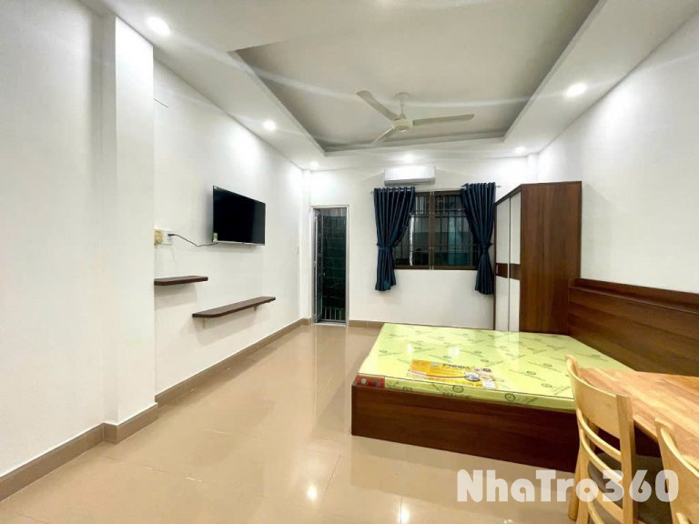 CĂN HỘ CỬA SỔ FULL NỘI THẤT QUẬN 1 GẦN CẦU ÔNG LÃNH