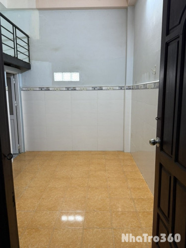 Phòng trọ sinh viên, có gác lửng, nhà vệ sinh