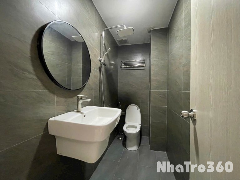 Cho thuê căn hộ ban công full nội thất đường 3/2 quận 10