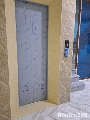 Cho thuê nhà mới, căn góc, Phạm Ngọc Thạch, 106m2x 5T vỉa hè 30 Tr