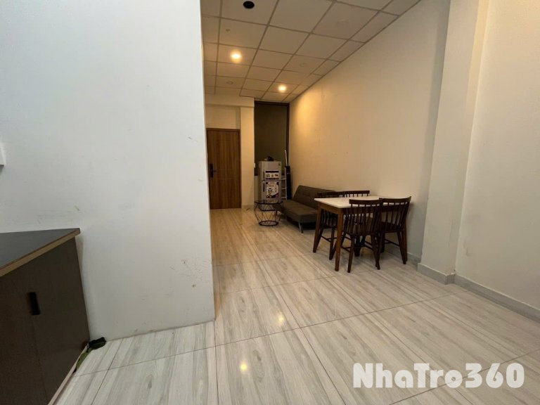 Căn hộ 2PN full nội thất gần sân bay Tân sơn Nhất
