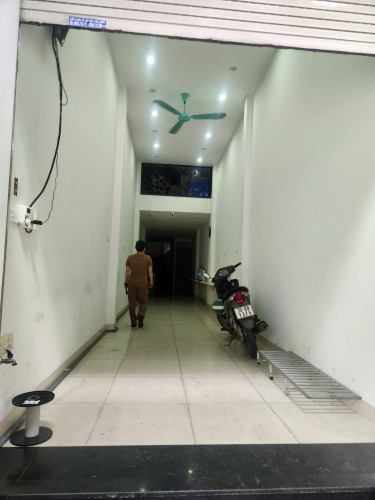 Nhà mặt chợ Giời – Thịnh Yên, Hai Bà Trưng, cực hiếm nhà cho thuê!