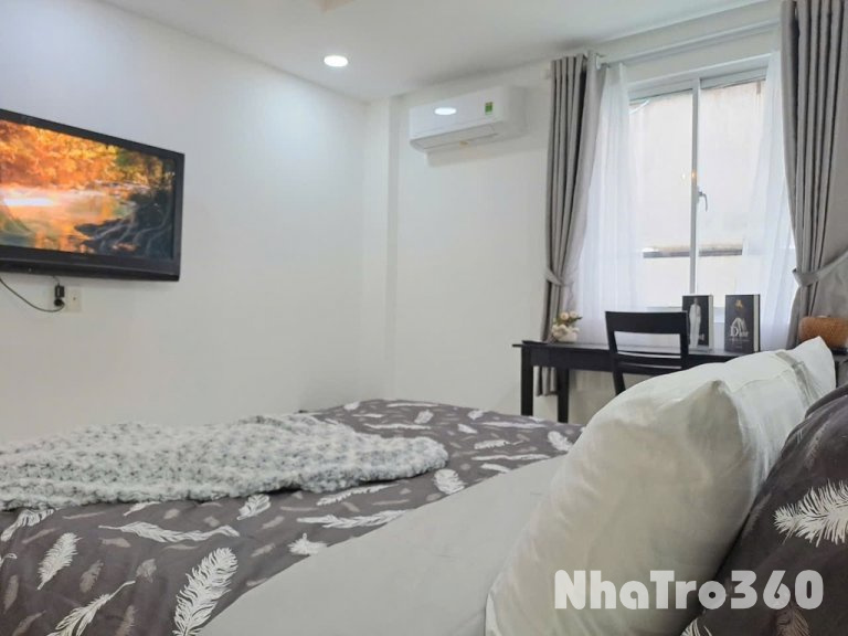 Cho Thuê Căn Hộ 2PN Full Nội Thất Có Thang Máy Q1