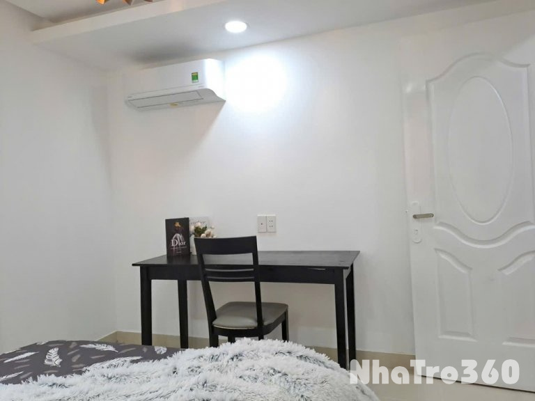 Cho Thuê Căn Hộ 2PN Full Nội Thất Có Thang Máy Q1