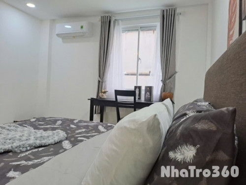 Cho Thuê Căn Hộ 2PN Full Nội Thất Có Thang Máy Q1