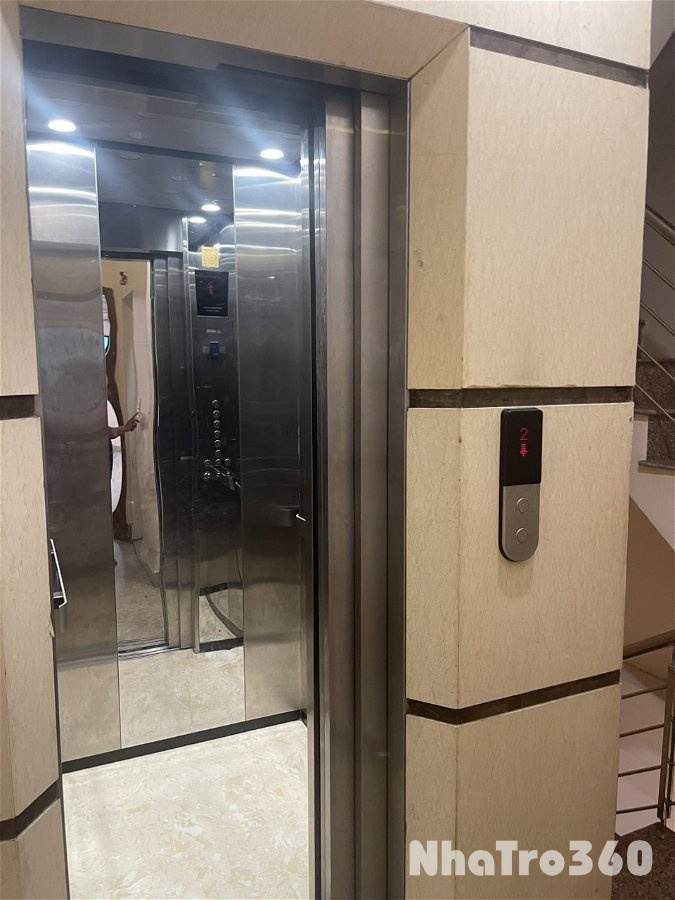 Cho thuê nhà mới, căn góc , thang máy,vỉa hè, 118m2- 4T, Đào Tấn_45 Tr