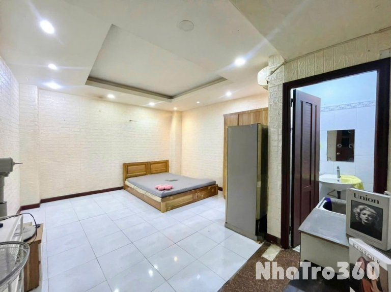 NGAY TRƯƠNG VĨNH KÝ-GẦN VHU-HUIT-FULL NỘI THẤT