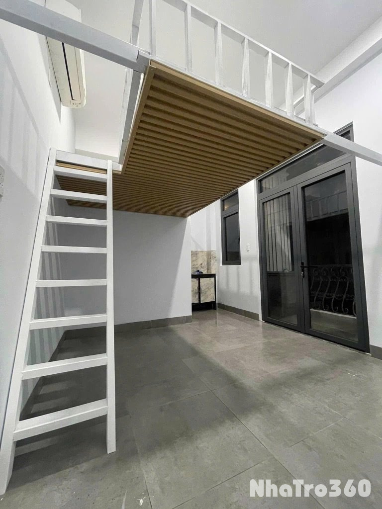 Cho thuê căn duplex ban công ngay gigamall thủ đức