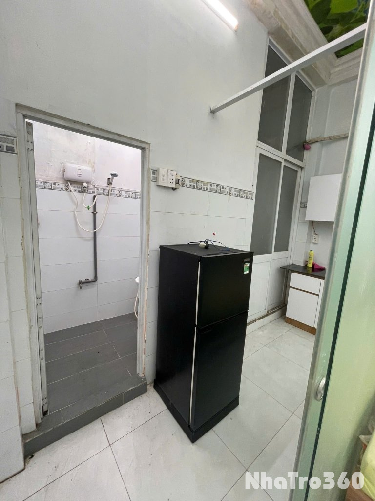 Cho thuê phòng trọ Xuân Diệu p4 Tân Bình gần sân bay Tân Sơn Nhất.