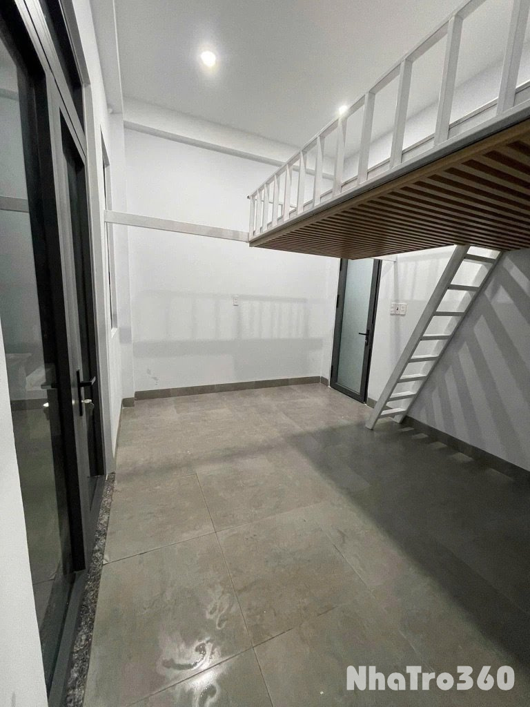 Cho thuê căn duplex ban công ngay gigamall thủ đức