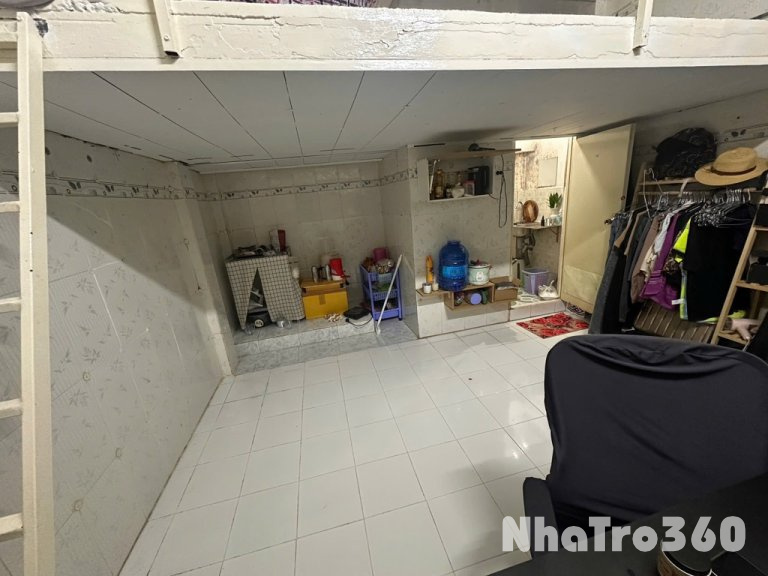 Pass lại hợp đồng ạ