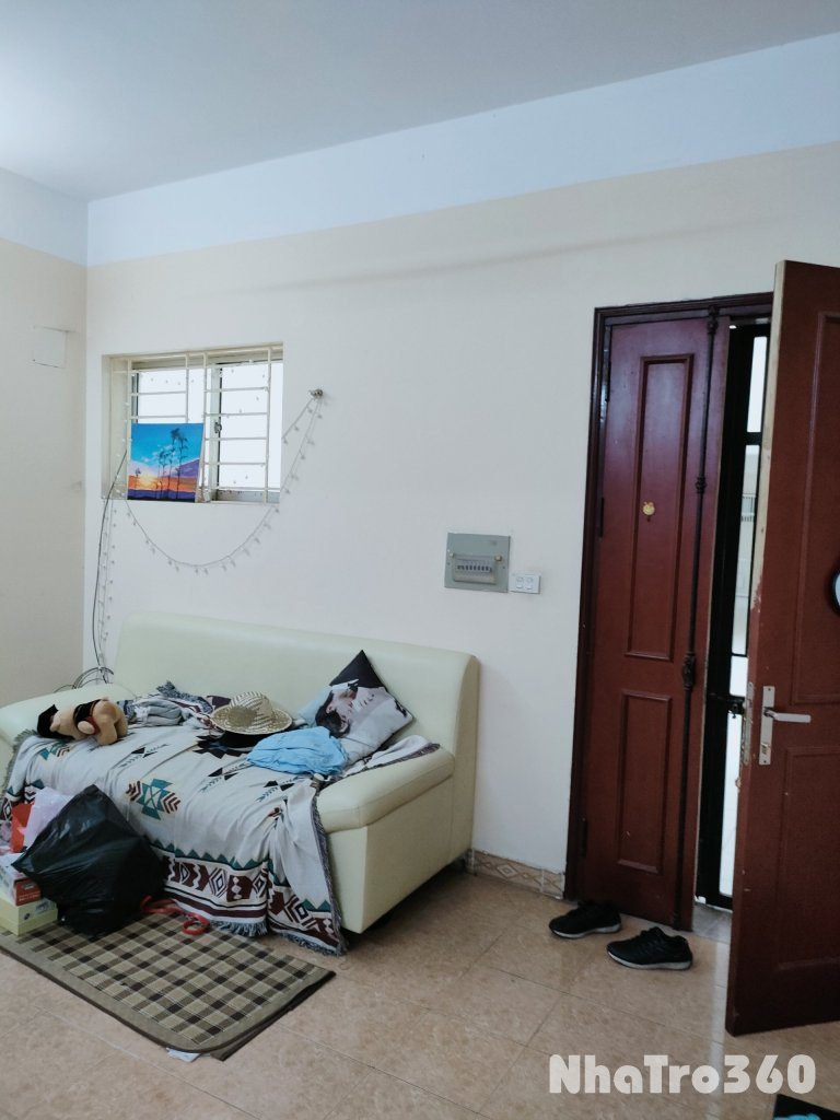 Cho thuê gấp giá rẻ căn hộ rất hiếm HH Linh Đàm 50m, tầng 2, 6.5 tr/th Hoàng Mai.