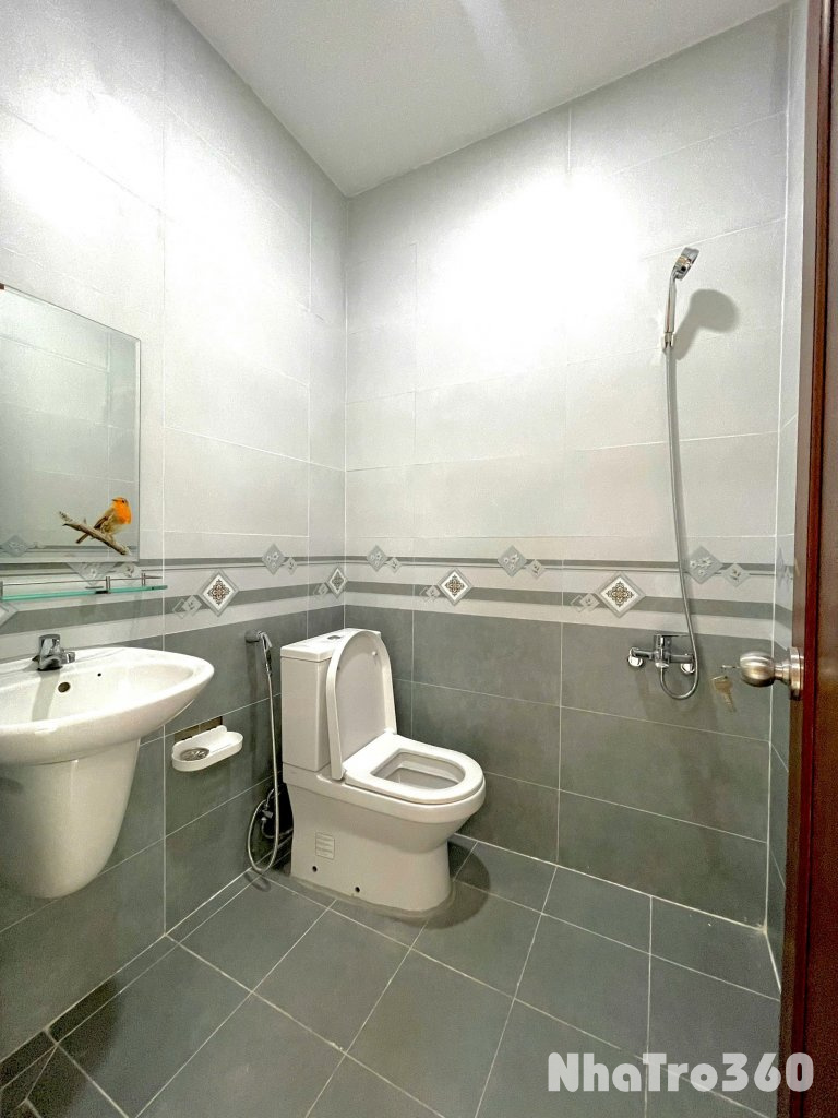 Studio ban công rộng rãi, full nội thất – gần sân bay Tân Sơn Nhất & CV Hoàng Văn Thụ