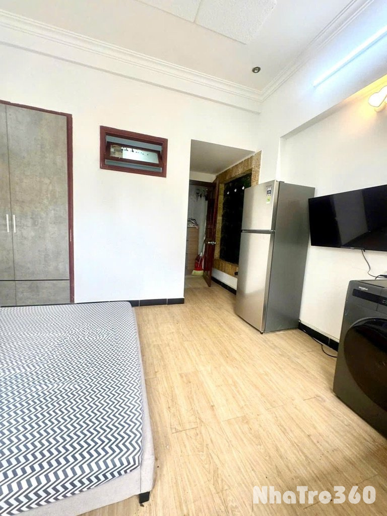 Căn hộ full nội thất gần sân bay Tân Sơn Nhất