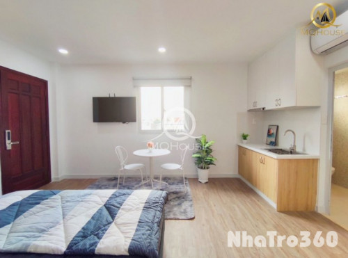 STUDIO CỬA SỔ FULL NT GẦN SÂN BAY TÂN SƠN NHẤT QTB