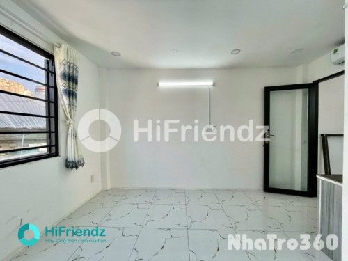 Studio 25m2 cửa sổ trời thoáng ngay vòng xoay MT