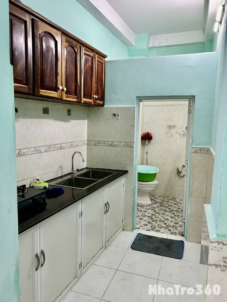 Nhà nguyên căn đường 49 quận thủ đức