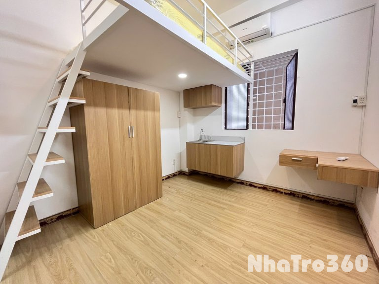 Duy nhất căn Duplex cửa sổ Q10 - gần ngay Vạn Hạnh Mall, Vincom Plaza, Việt Nam Quốc Tự,...