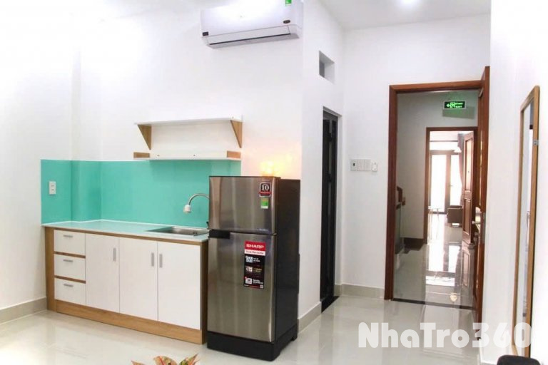 STUDIO FULL NỘI THẤT CÓ CỬA SỔ RỘNG THOÁNG MÁT