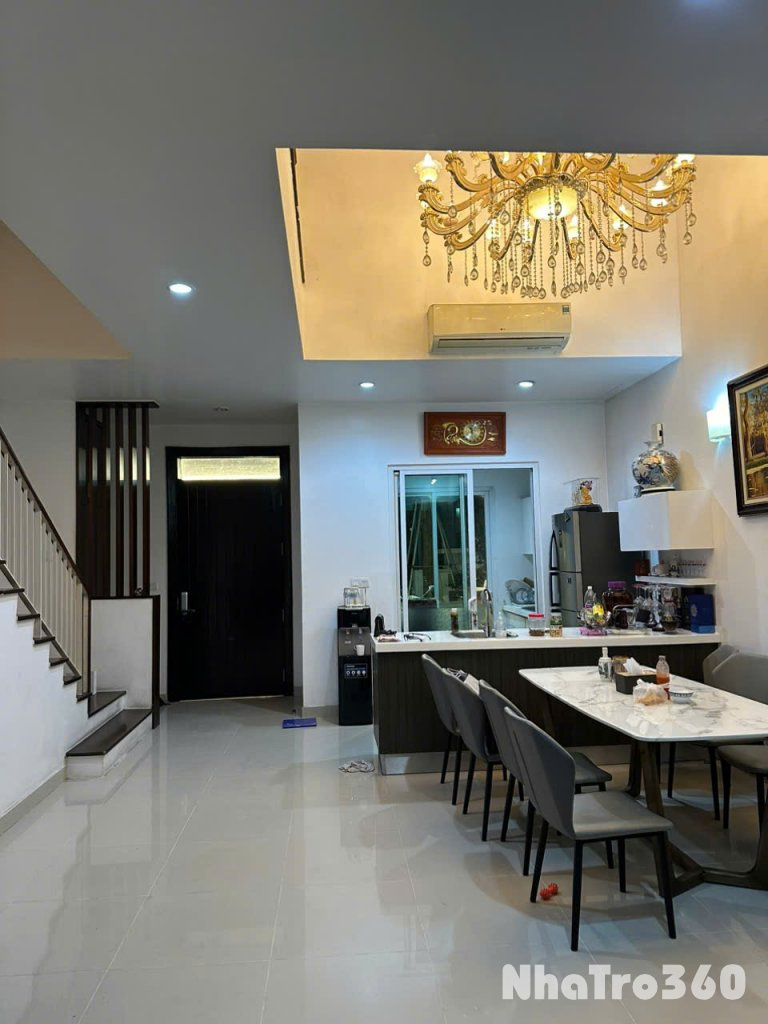 Chính chủ cho hộ gia đình, người nước ngoài thuê liền kề Park City, 120m2, 3 tầng