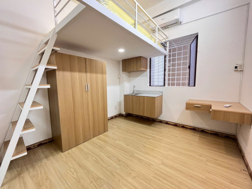 Duy nhất căn Duplex cửa sổ Q10 - gần ngay Vạn Hạnh Mall, Vincom Plaza, Việt Nam Quốc Tự,...