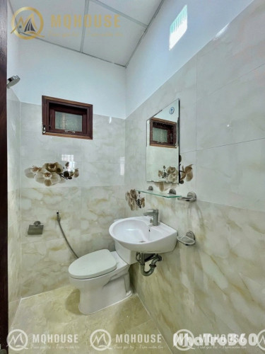 STUDIO BAN CÔNG FULL NT CÓ MGR GẦN ĐH TN&MT QTB