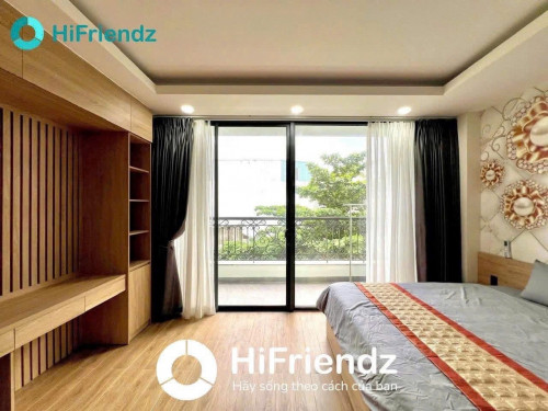 Cho thuê căn hộ này rộng 40m2 Quận 1 bancol Địa chỉ : Hoàng Sa Quận 1 khu vực Gần Dakao Bờ kè - Thuận tiện di chuyển các quận trung tâm như quận 1,3,10 - Căn hộ bancol sang xịn siêu thoáng - Toà nhà cao cấp, thang máy, full nội thất tiết kiệm điện - Ngay