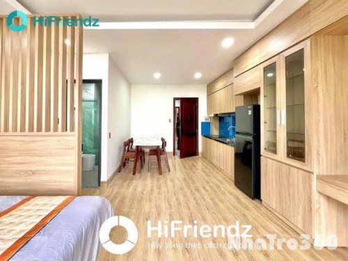 Cho thuê căn hộ này rộng 40m2 Quận 1 bancol Địa chỉ : Hoàng Sa Quận 1 khu vực Gần Dakao Bờ kè - Thuận tiện di chuyển các quận trung tâm như quận 1,3,10 - Căn hộ bancol sang xịn siêu thoáng - Toà nhà cao cấp, thang máy, full nội thất tiết kiệm điện - Ngay 