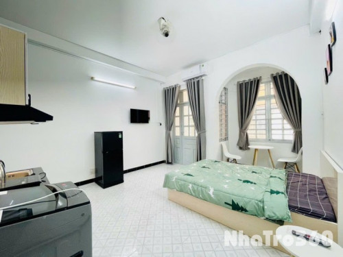 Căn Hộ Ban Công Máy Giặt Riêng Quận 10 Cao Thắng