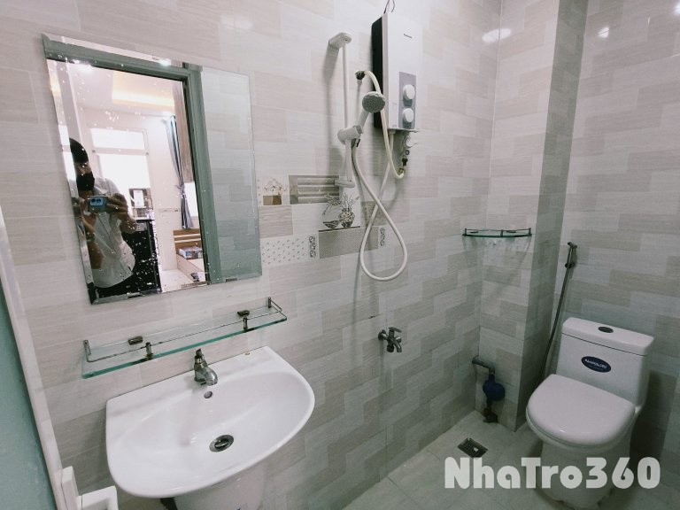 🏠 Cho thuê căn Studio ban công lớn full nội thất quận 10