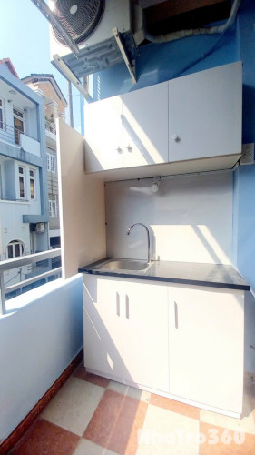 Cho thuê căn hộ Duplex (có gác), Q10, đường Nguyễn Tiểu La, gần ĐH Kinh Tế, chợ Hồ Thị Kỷ, Vạn Hạnh Mall