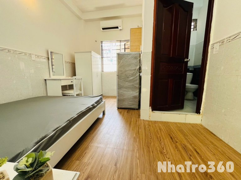 1Căn hộ full nội thất cửa sổ lớn rộng 30m2 thoáng