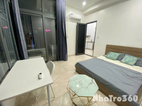 Studio ban công rộng, full nội thất – gần sân bay Tân Sơn Nhất & CV Hoàng Văn Thụ