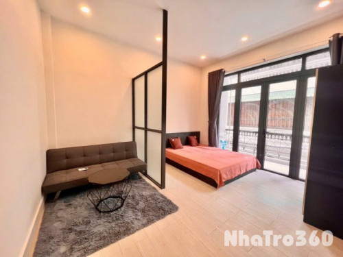 STUDIO BAN CÔNG CÓ MGR GẦN NHÀ GA T3 QUẬN TÂN BÌNH