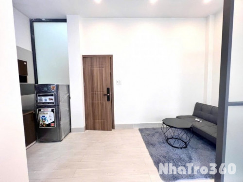 STUDIO BAN CÔNG CÓ MGR GẦN NHÀ GA T3 QUẬN TÂN BÌNH